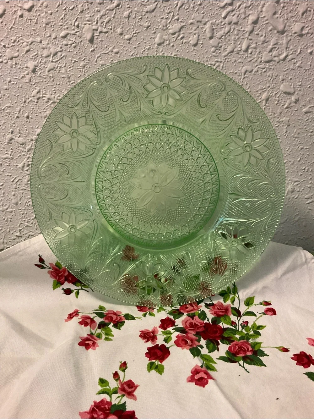 Green Uranium Plate Glass
